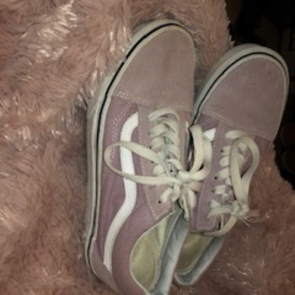 Vans - Picture 2 of 2